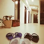 Albergue Garage *