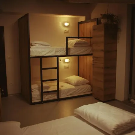 Garage Hostel Nova Gorica