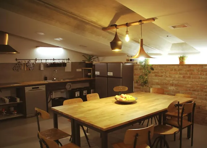 Garage Hostel Nova Gorica